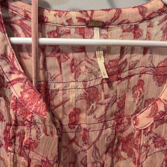 Free People Women’s See It Through Pink Floral Maxi Dress in the Size Small - Picture 4 of 6